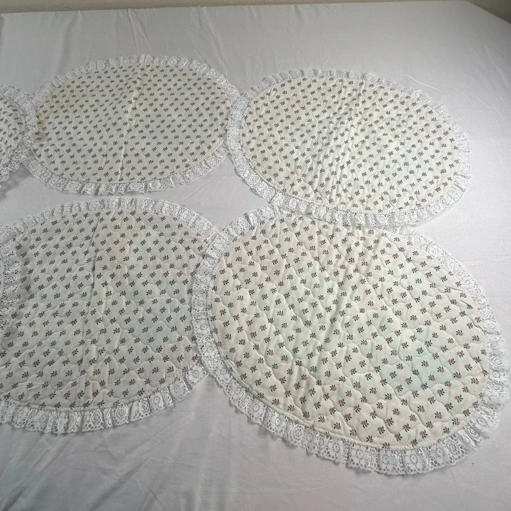 Vintage Christmas Quilted Placemats Set 6 Reversible Swan Geese Lace Cottagecore
